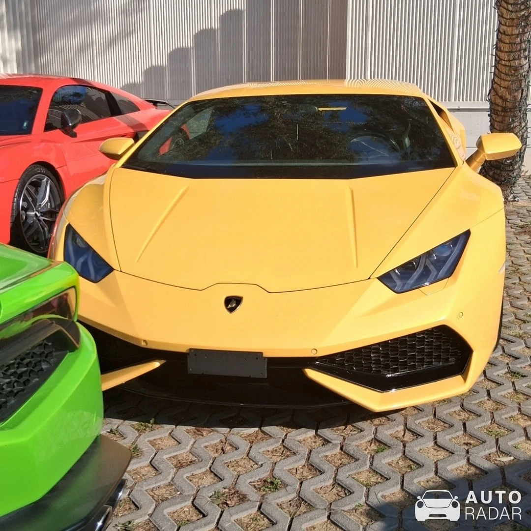 Lamborghini Huracán LP610-4 spotted in Glyfada, Greece