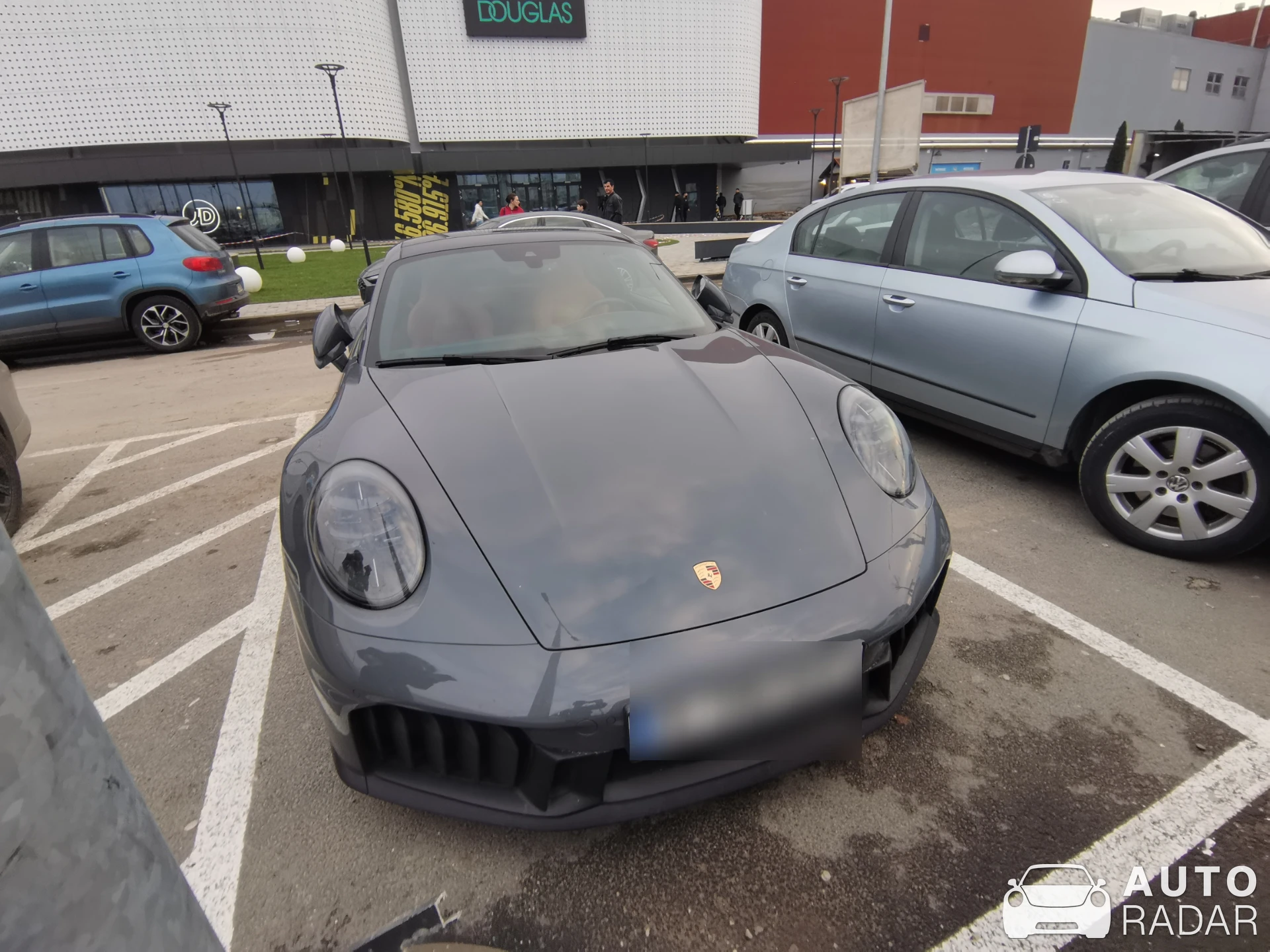 Porsche 991 Carrera 4 GTS MkI spotted in Bacău