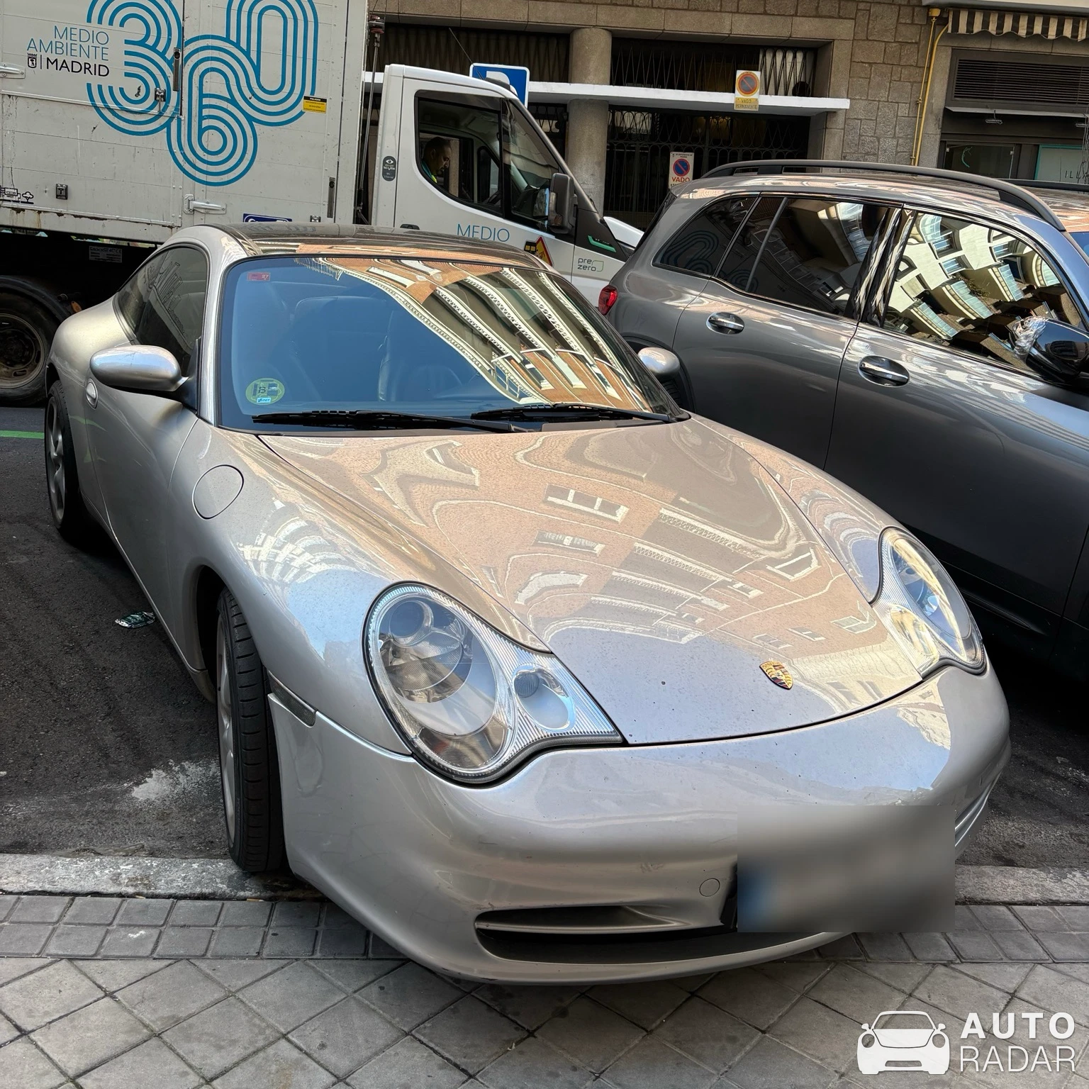 Porsche 996 Targa spotted in Madrid