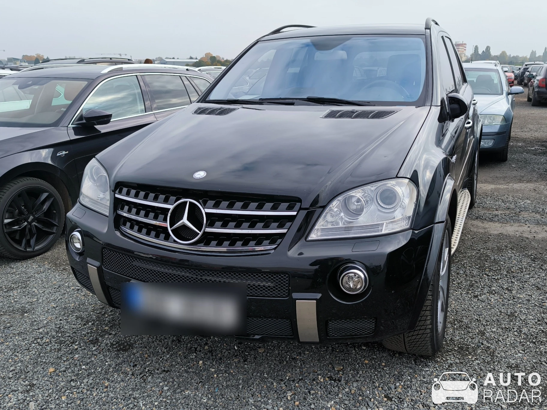 Mercedes-Benz ML 63 AMG W164 spotted in Prague 18, Czechia