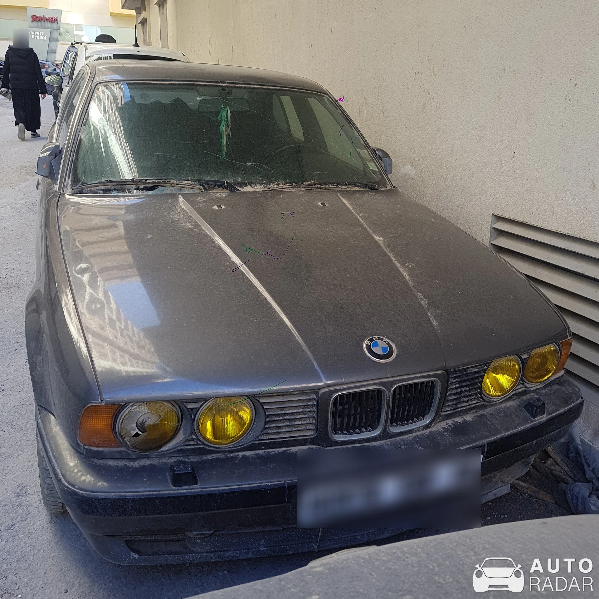BMW 5 Series E34 spotted in Algiers, Algeria