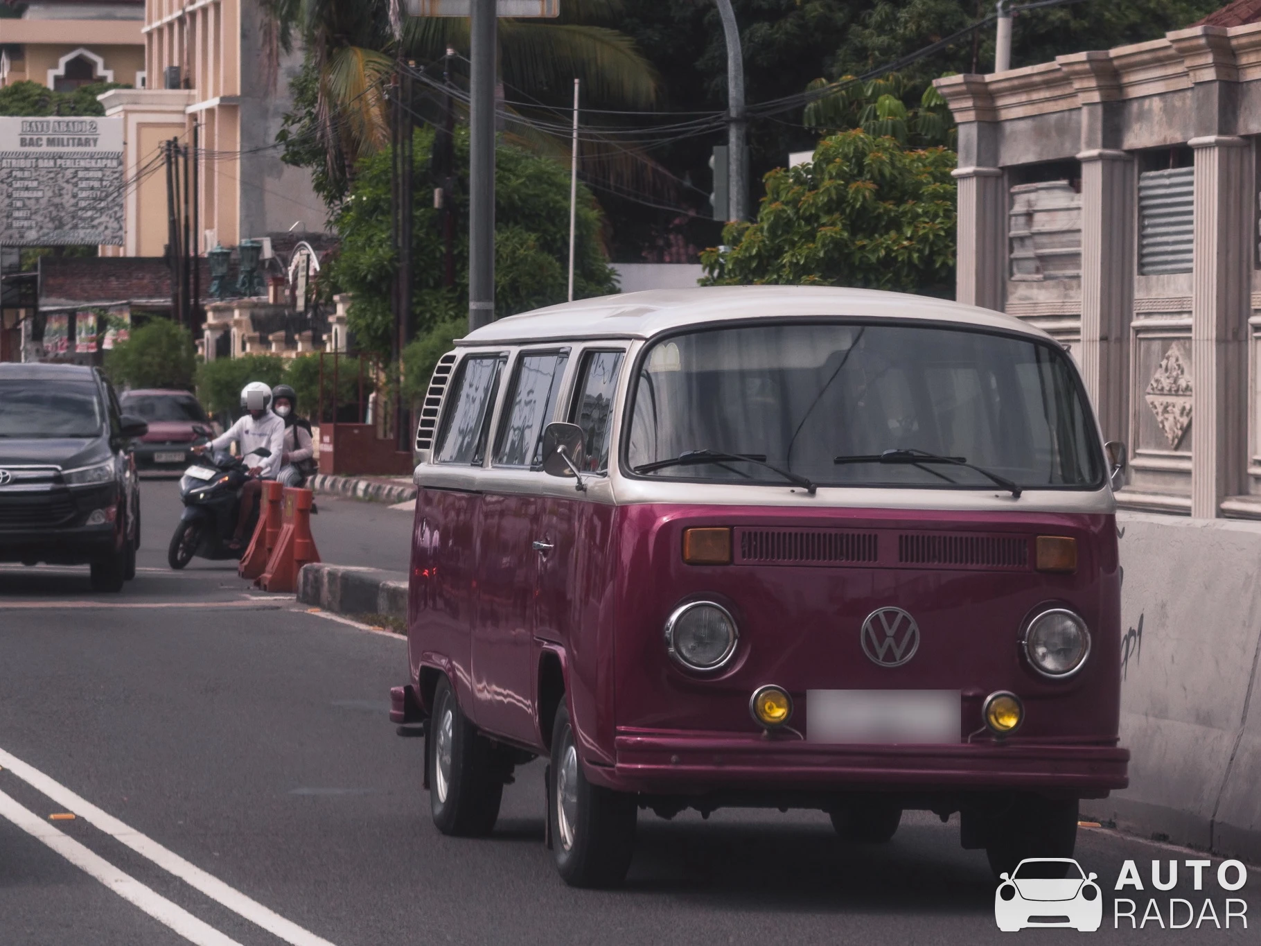 Volkswagen T2 spotted in Kota Surakarta, Indonesia