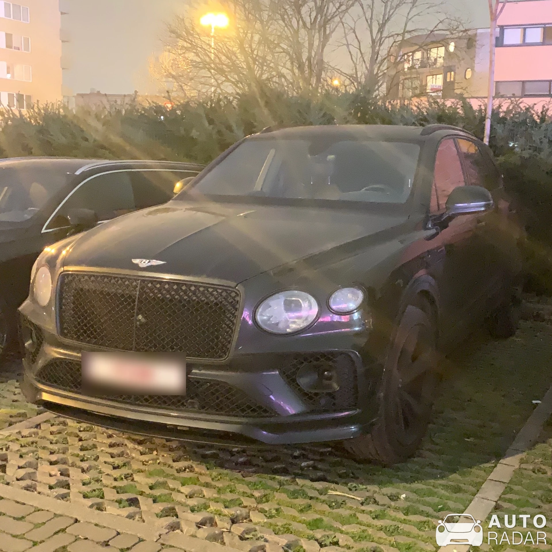 Bentley Bentayga V8 spotted in Antwerpen, België
