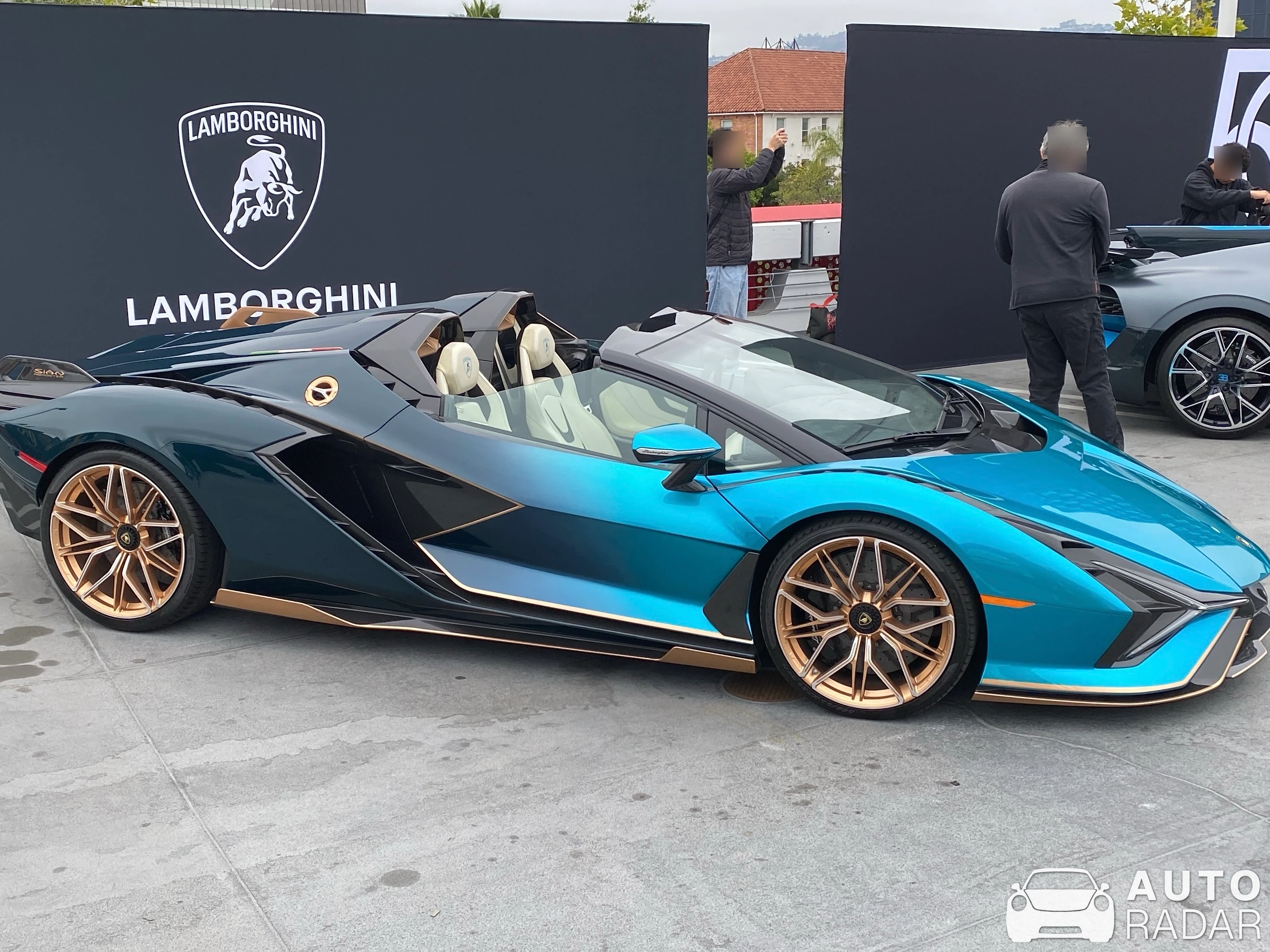 Lamborghini Sián Roadster spotted in Los Angeles