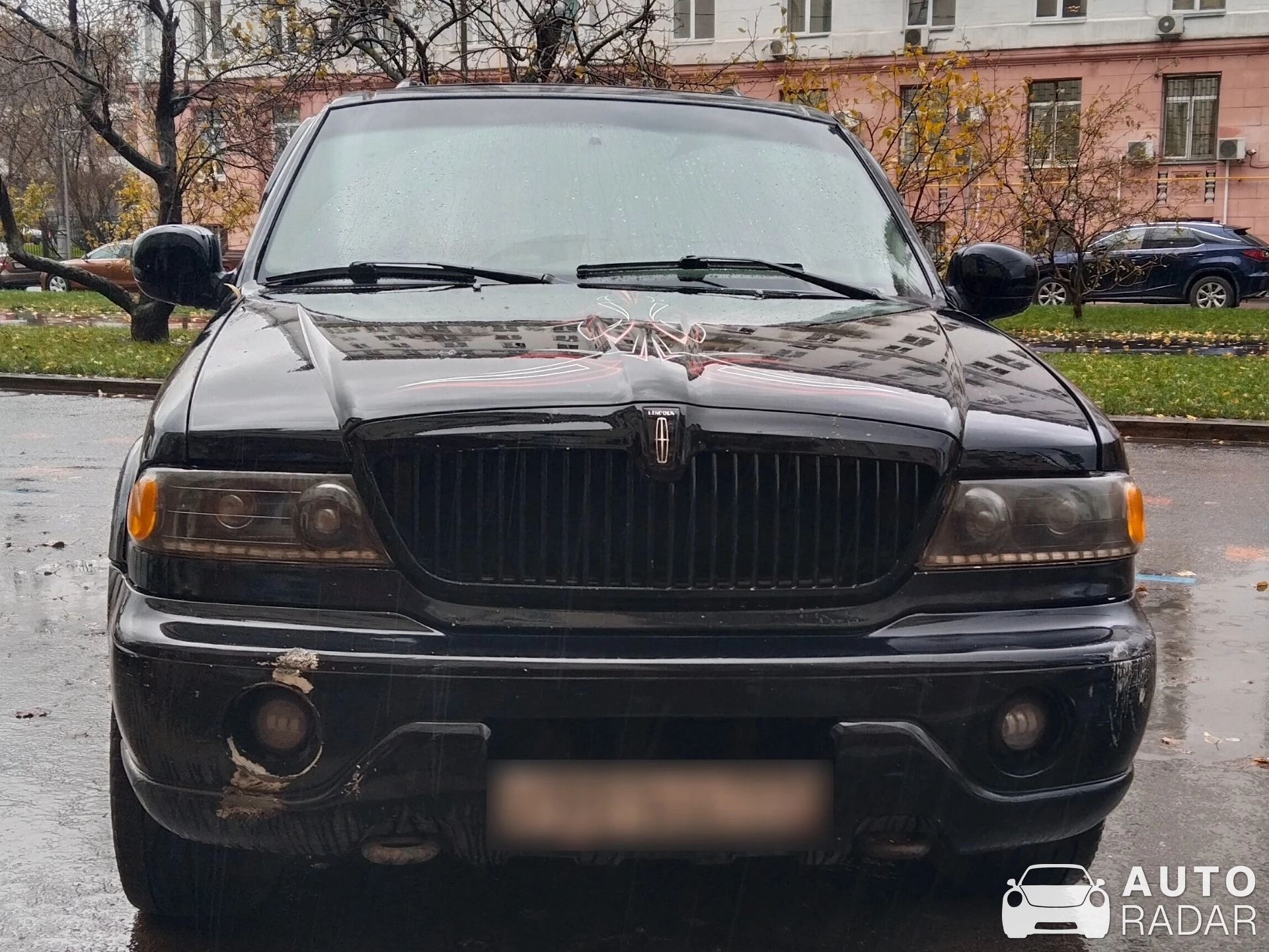 Lincoln Navigator spotted in Moscow
