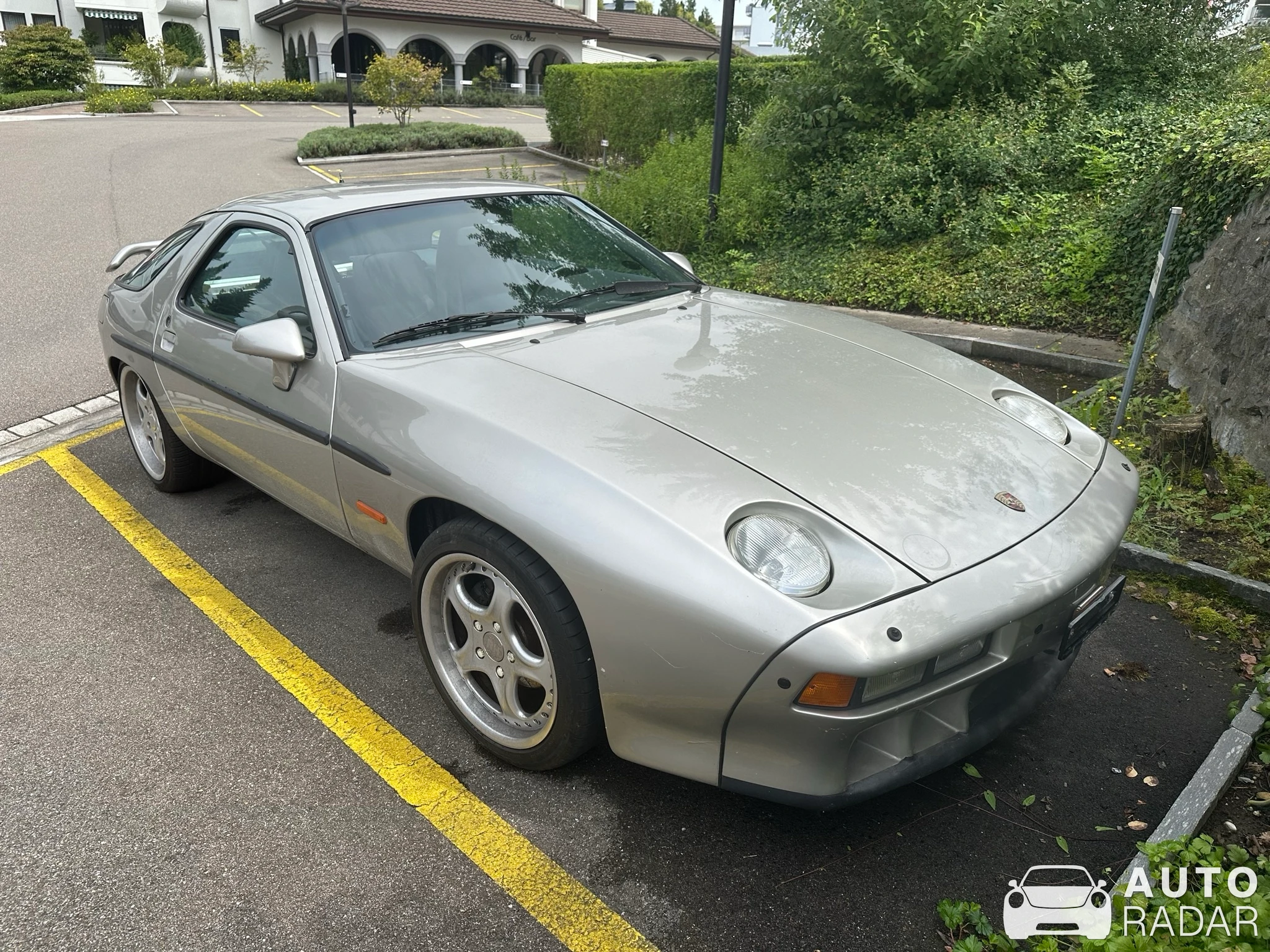 Porsche 928S spotted in Altendorf