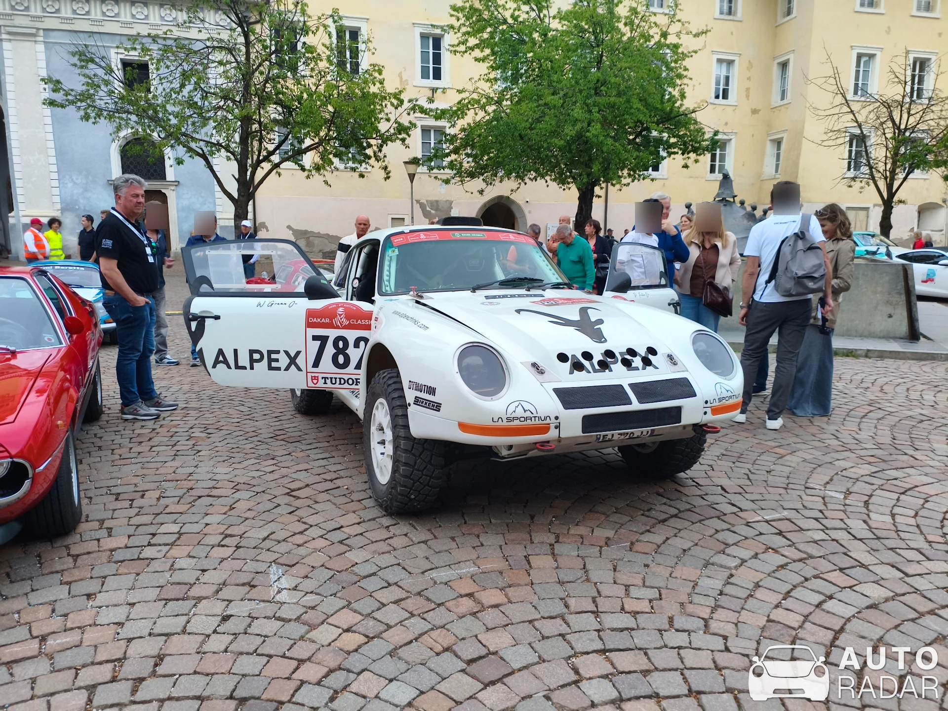 Porsche 959 Dakar spotted in Bressanone