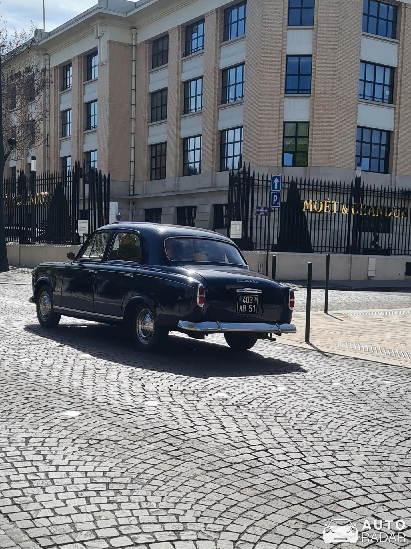 Peugeot 403 spotted in Épernay