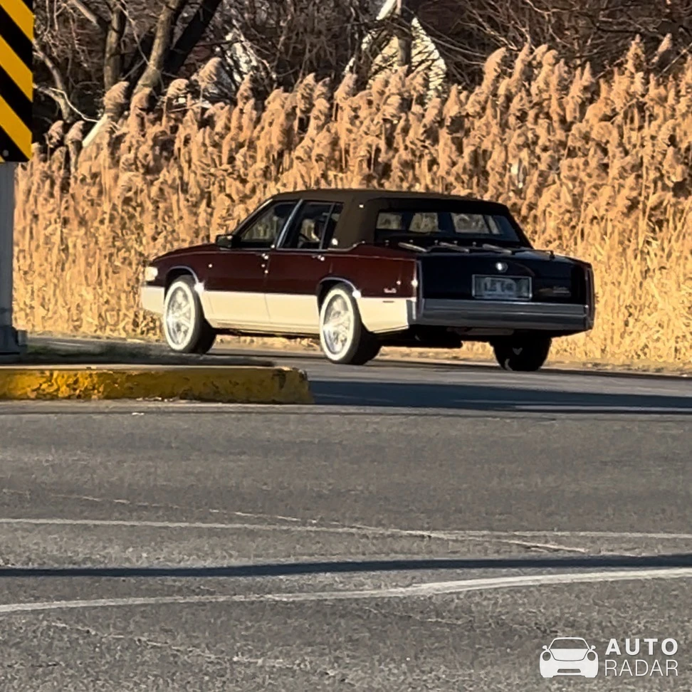 Cadillac DeVille spotted in Terrebonne, Canada
