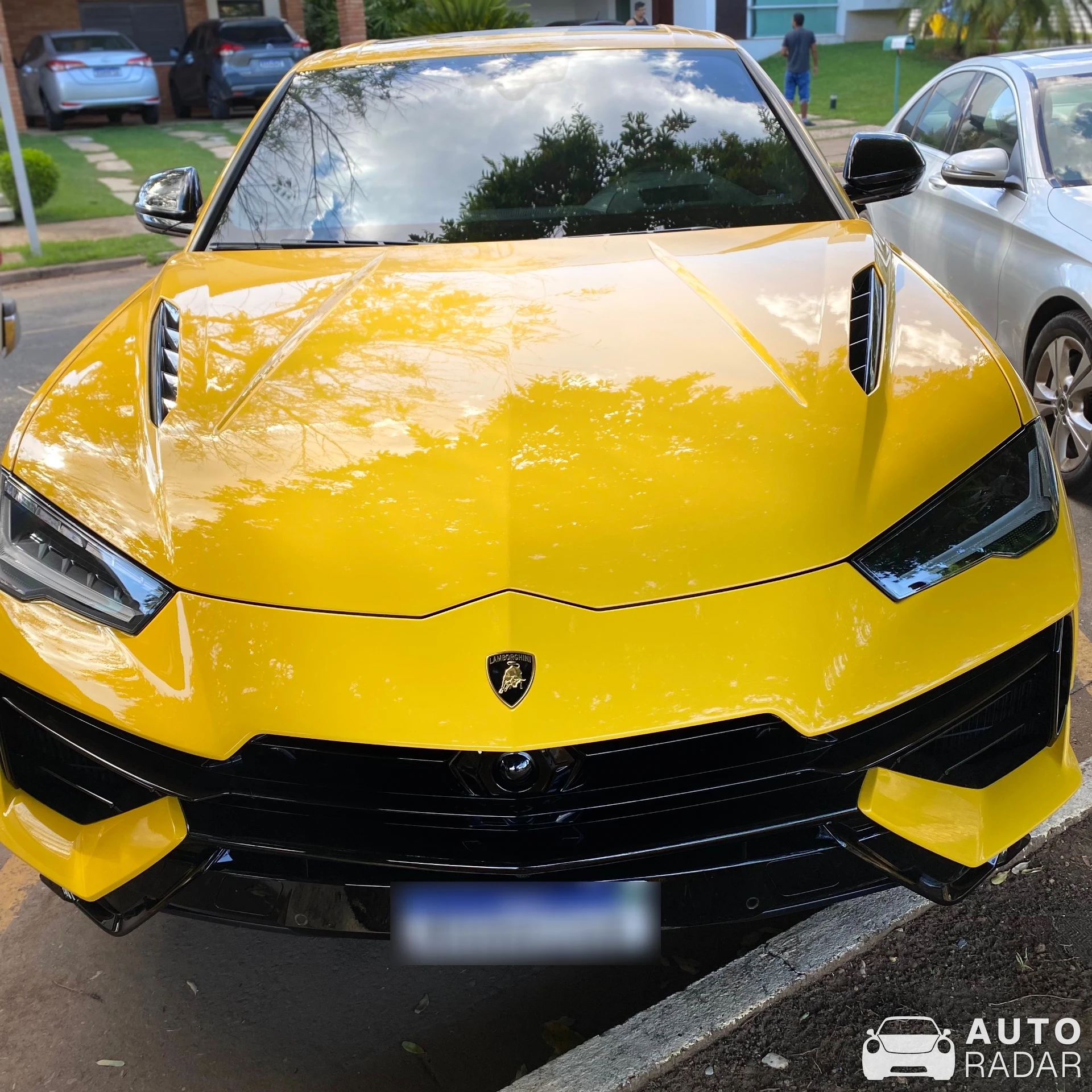 Lamborghini Urus spotted in Condominio Florais Cuiaba Residencial, Brazil