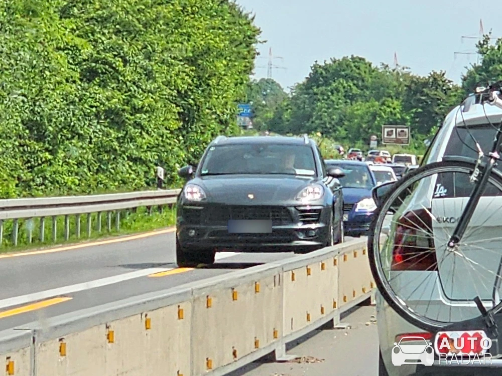 Porsche Macan spotted in Mönchengladbach