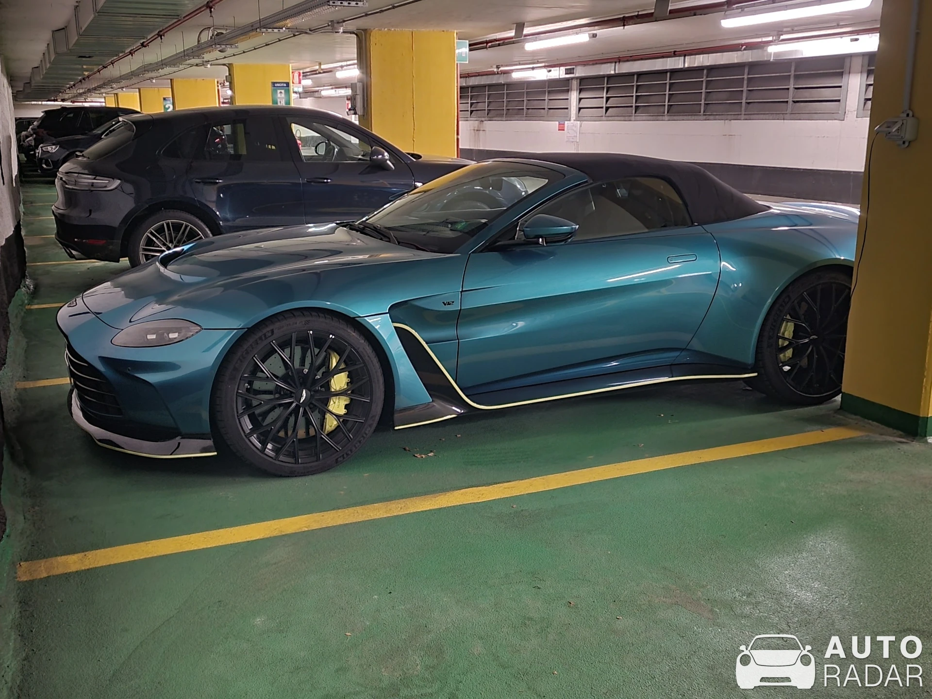 Aston Martin V12 Vantage Roadster spotted in Milano, Italia