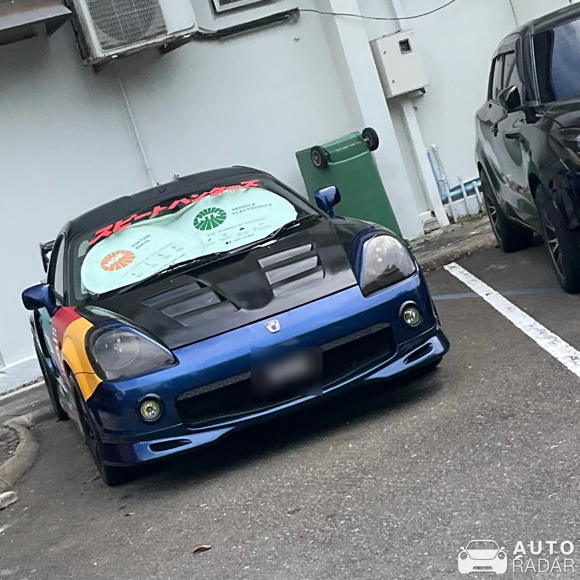 Toyota MR2 Spyder spotted in Malé, Maldives
