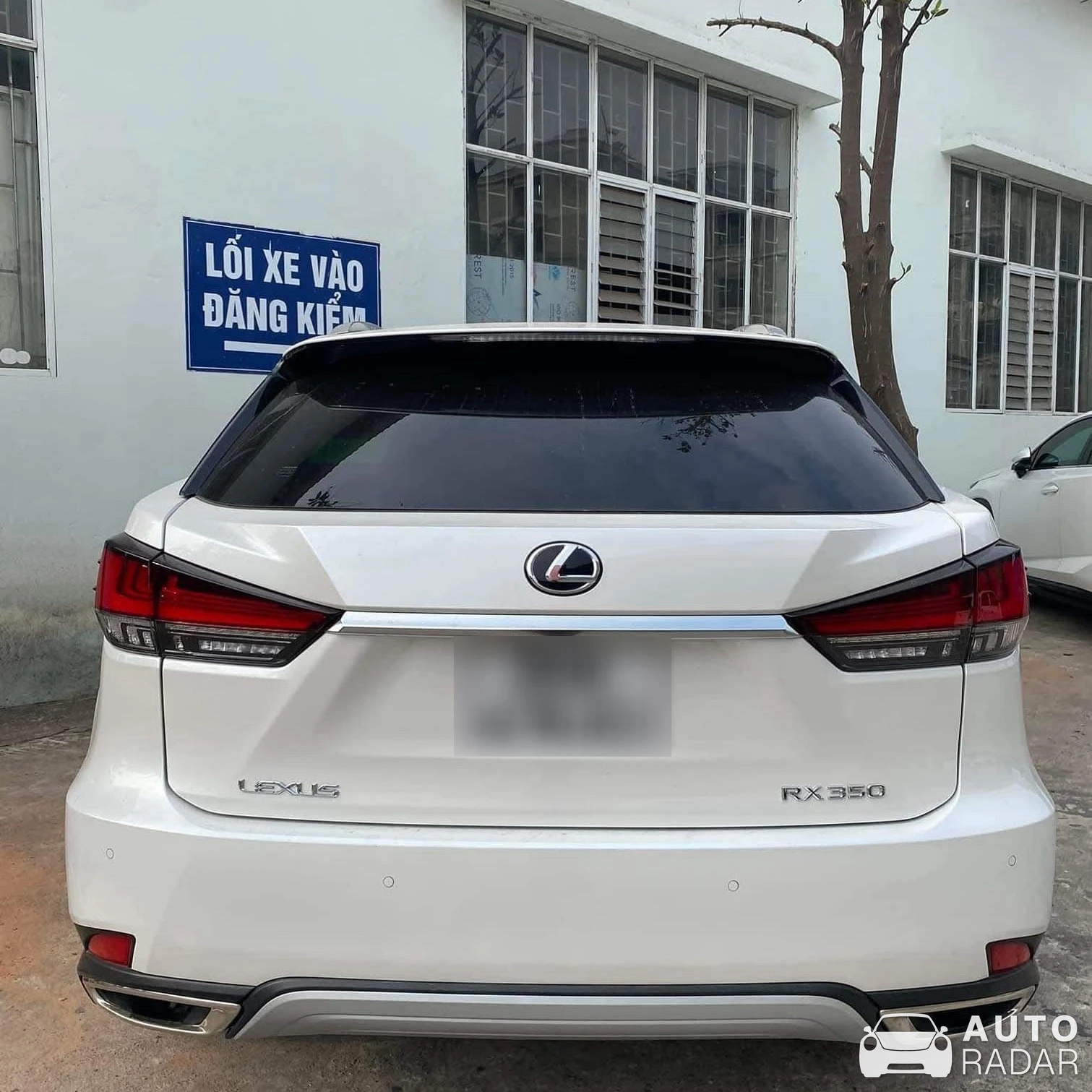 Lexus RX 350 spotted in Phúc Yên, Việt Nam