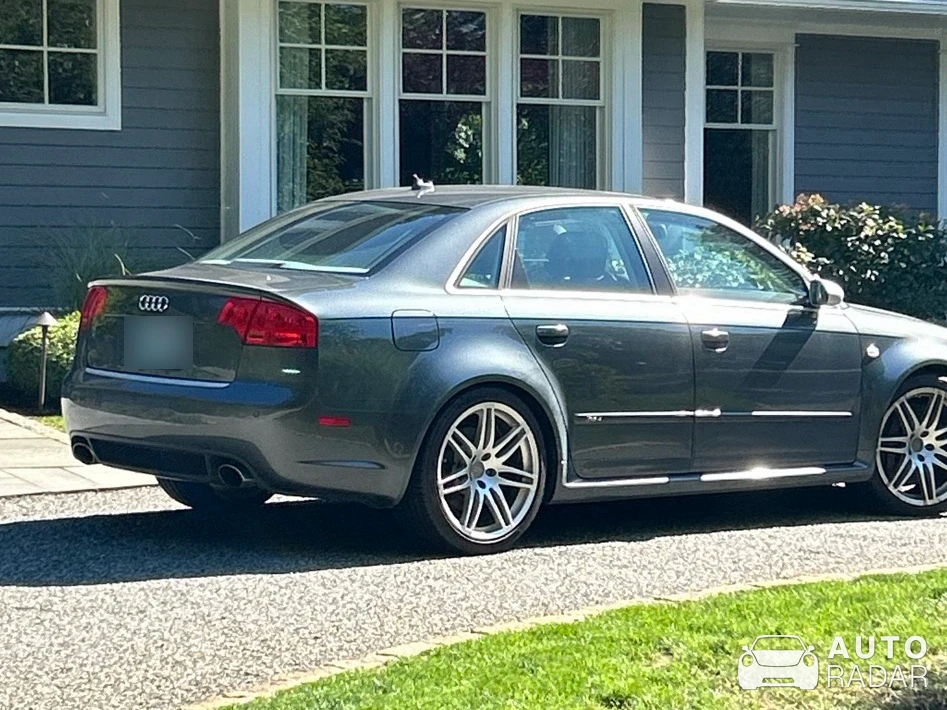 Audi RS4 B7 spotted in Barrington, United States