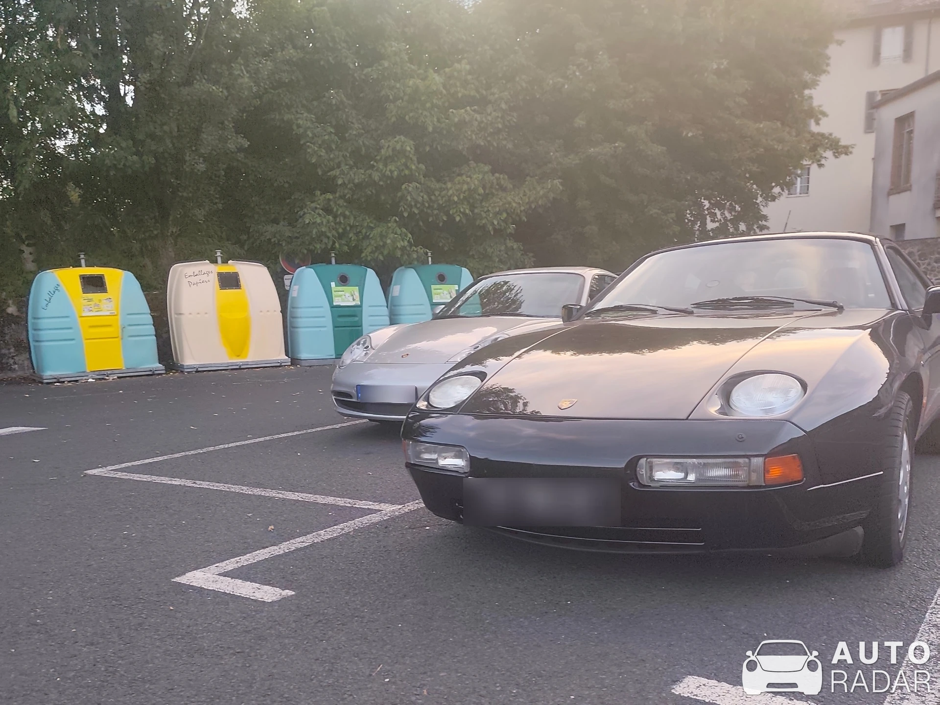 Porsche 928 GT spotted in Marcolès