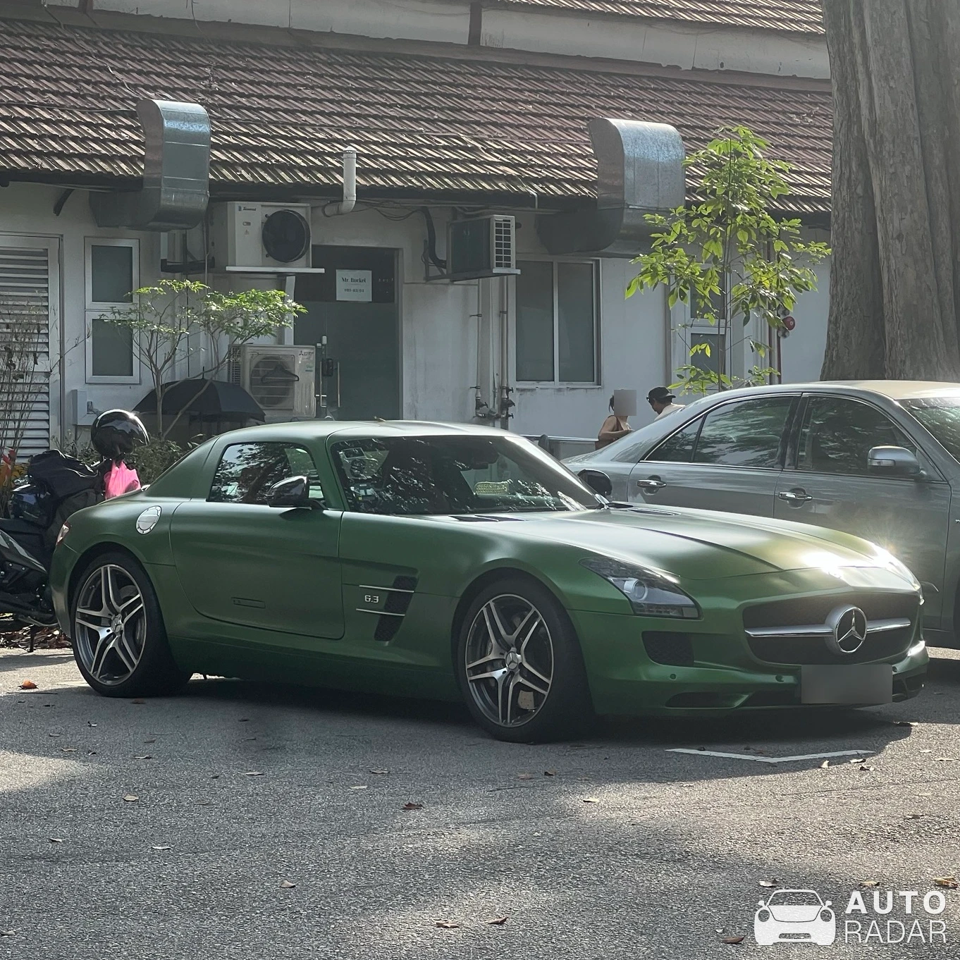 Mercedes-Benz SLS AMG spotted in Singapore, Singapore