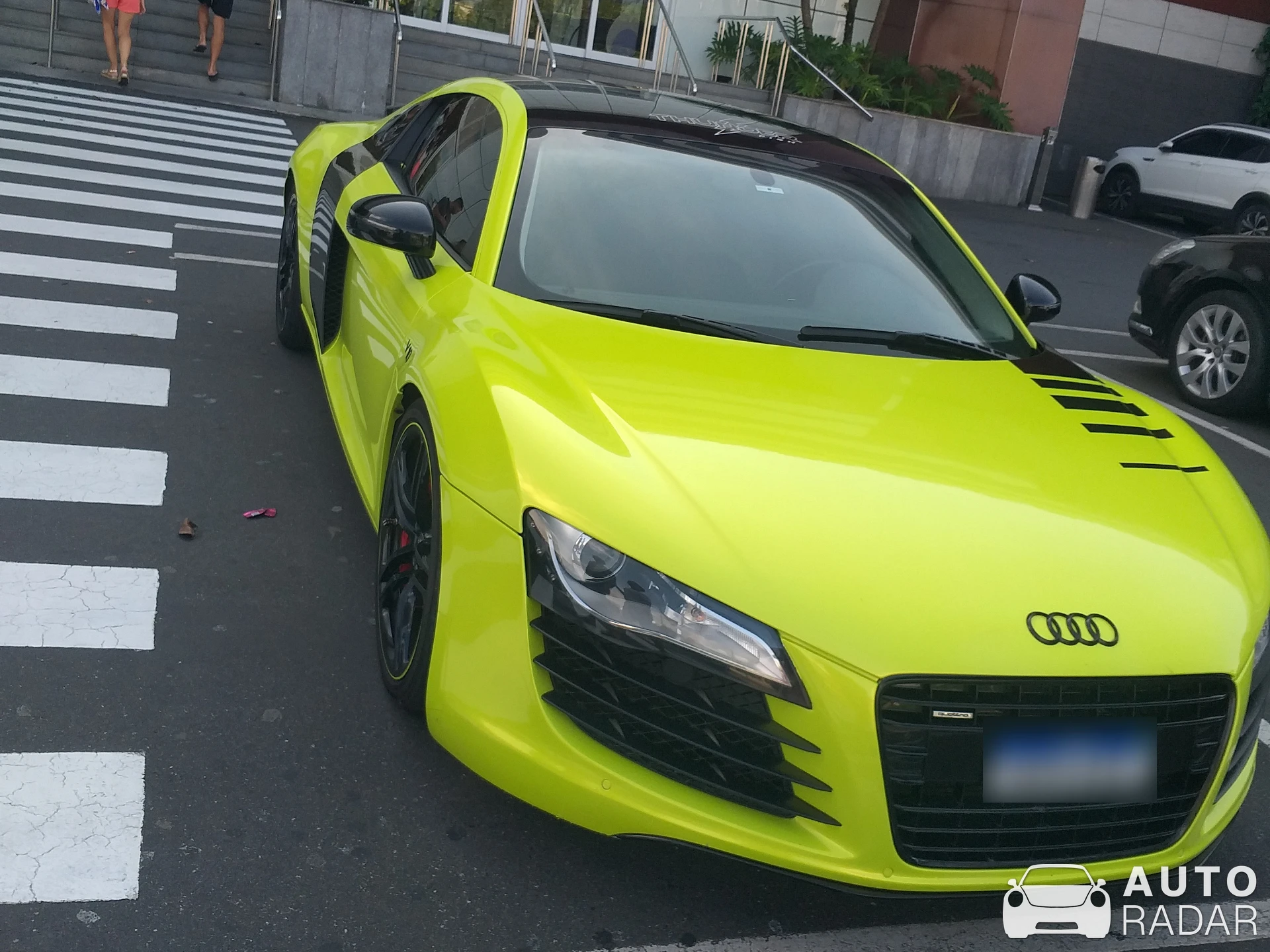 Audi R8 V10 2015 spotted in Balneário Camboriú, Brazil
