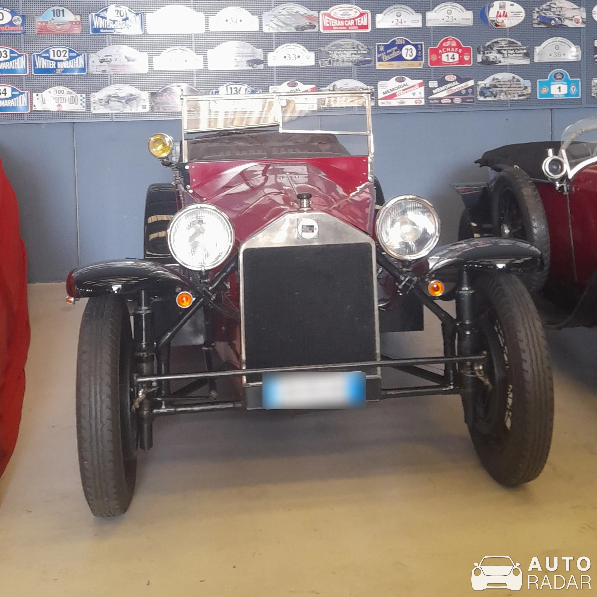 Lancia Lambda VIII Series Torpedo spotted in Castel Mella