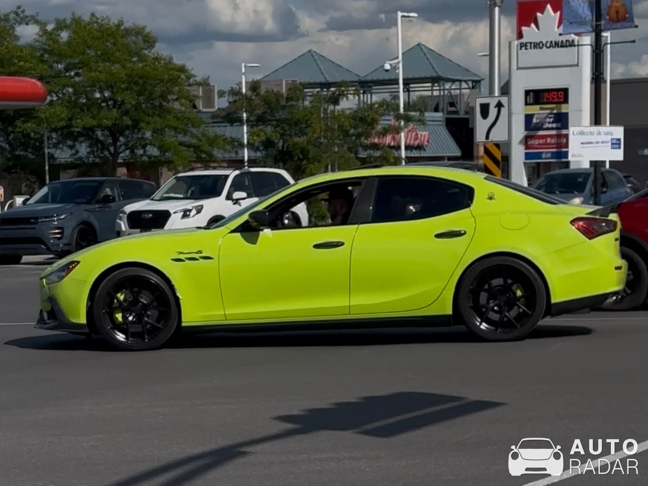 Maserati Quattroporte Modena Q4 spotted in Repentigny