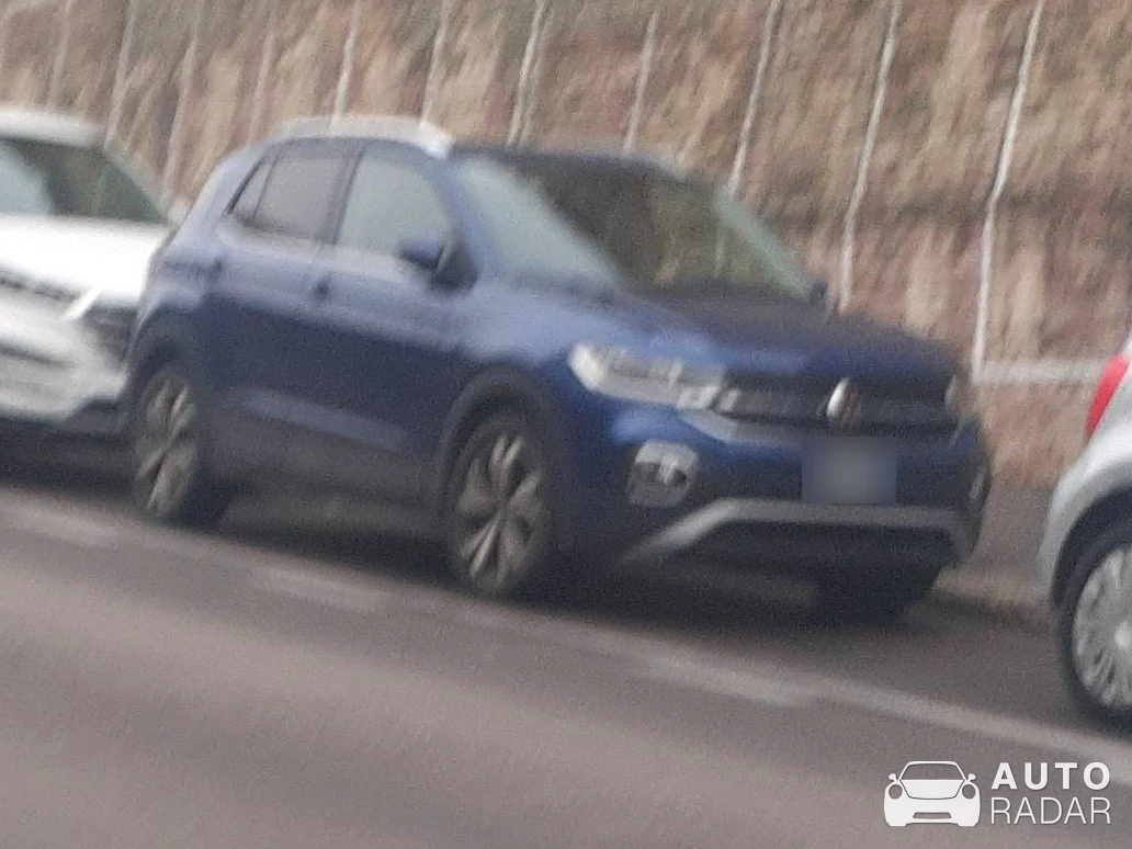 Volkswagen T-Roc R spotted in Perugia