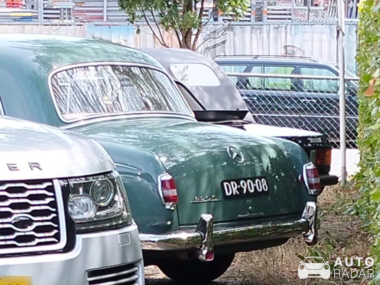 Mercedes-Benz 220S spotted in Zelhem, Netherlands