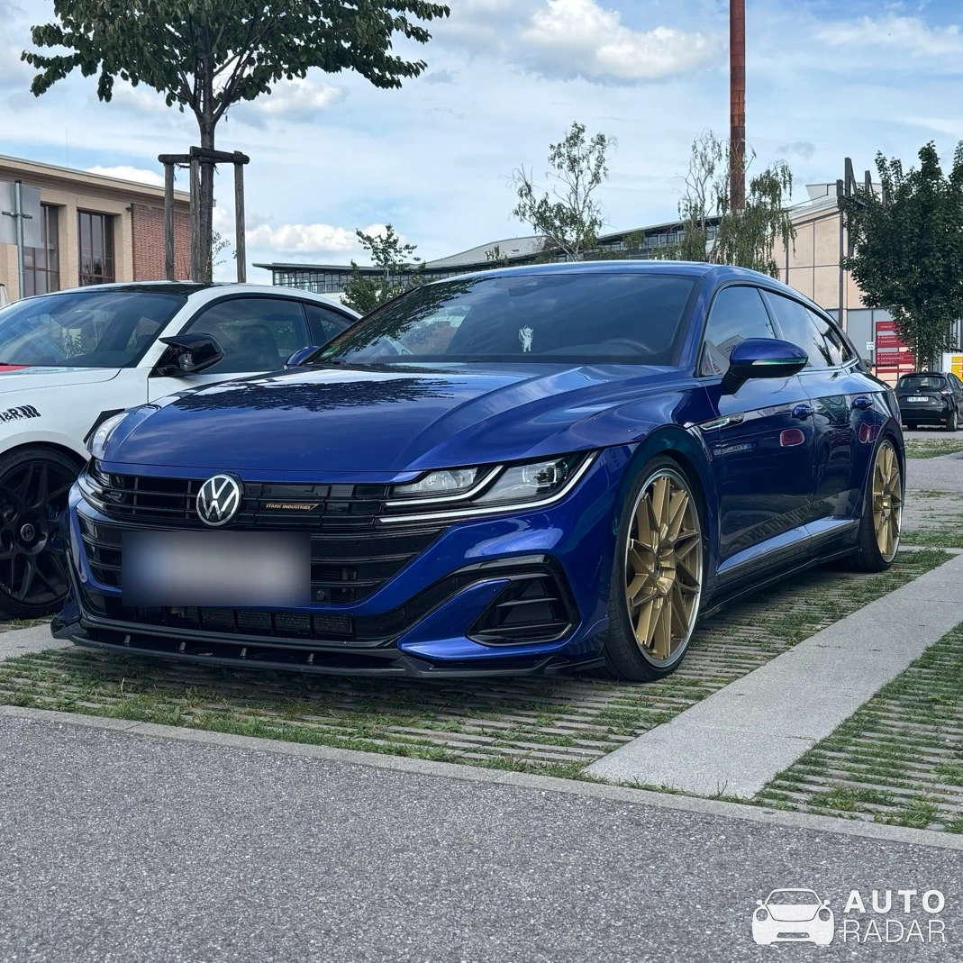 Volkswagen Arteon Shooting Brake spotted in München