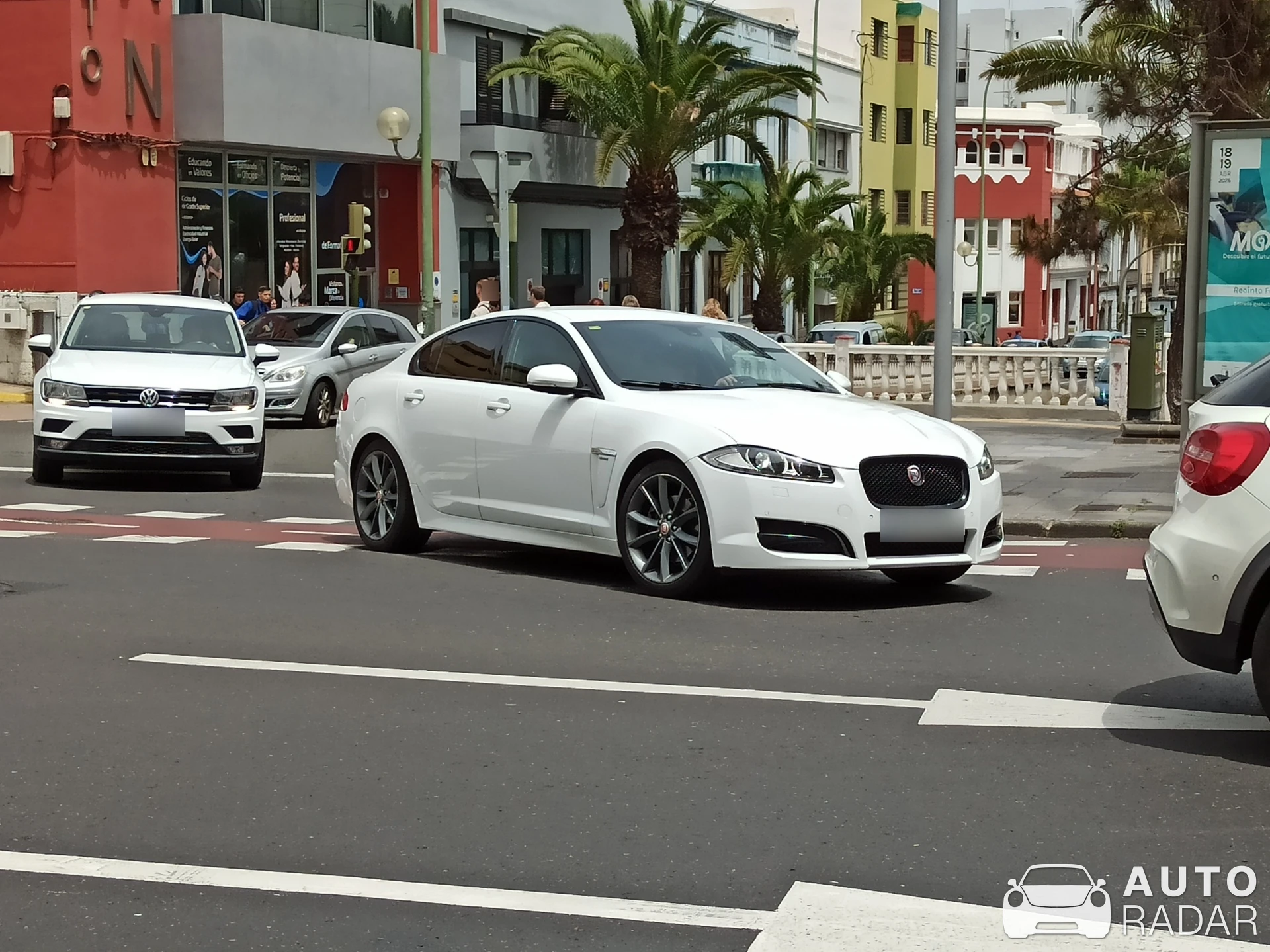 Jaguar XF 2012 Facelift spotted