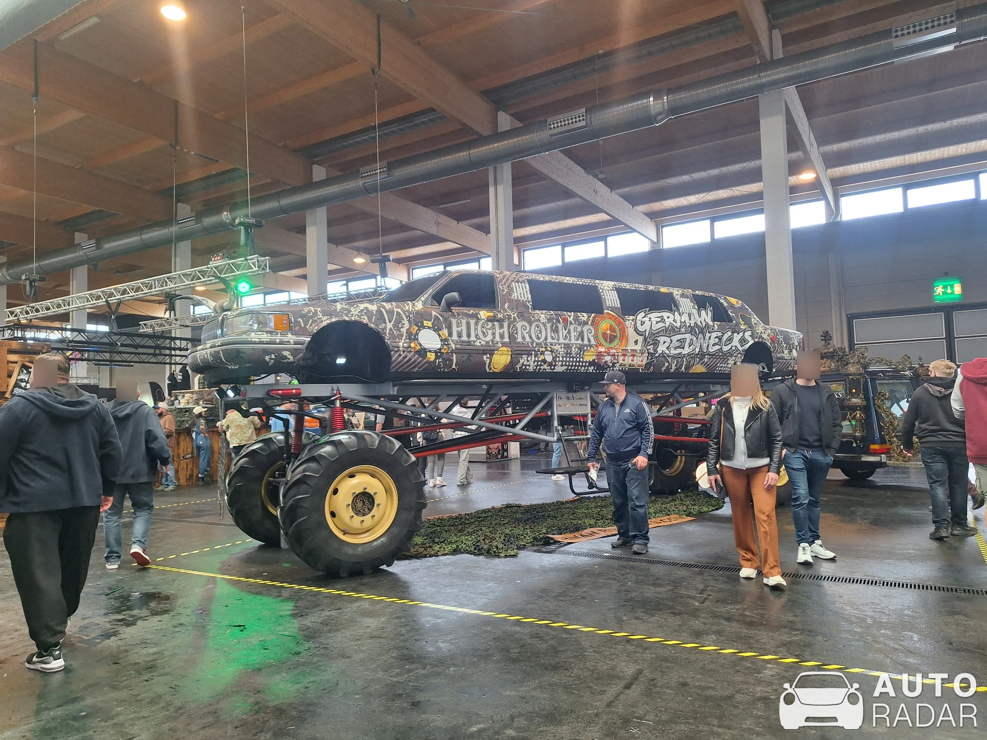Lincoln Town Car Limousine spotted in Friedrichshafen