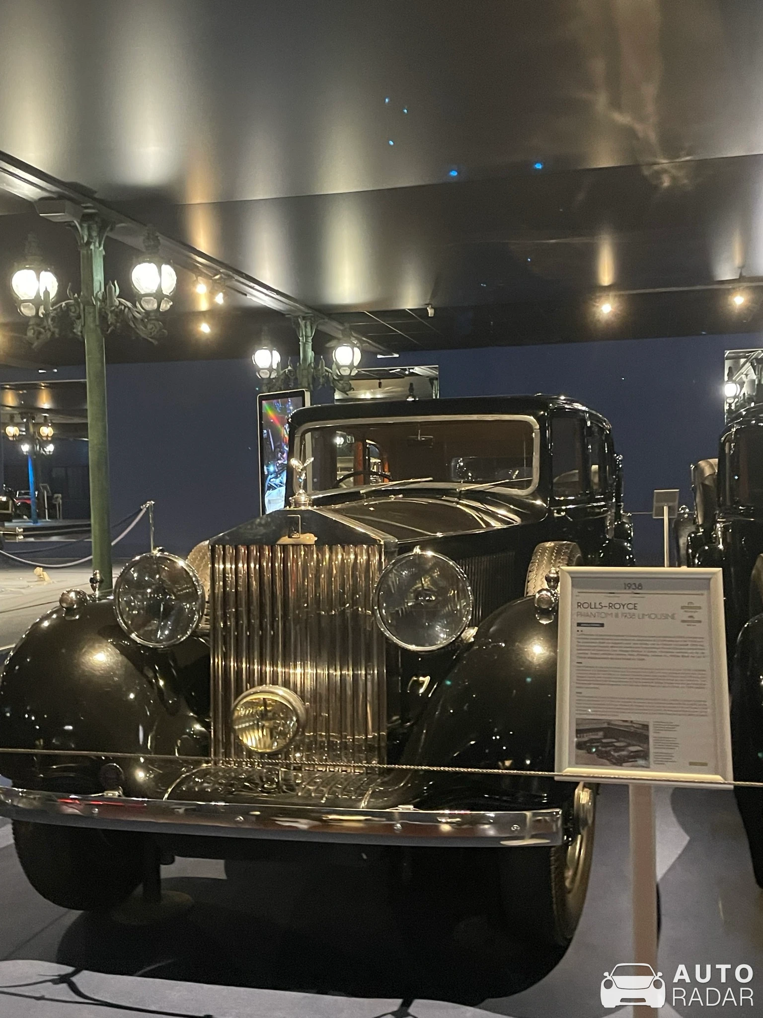 Rolls-Royce Phantom VII Series II Limousine spotted in Mulhouse