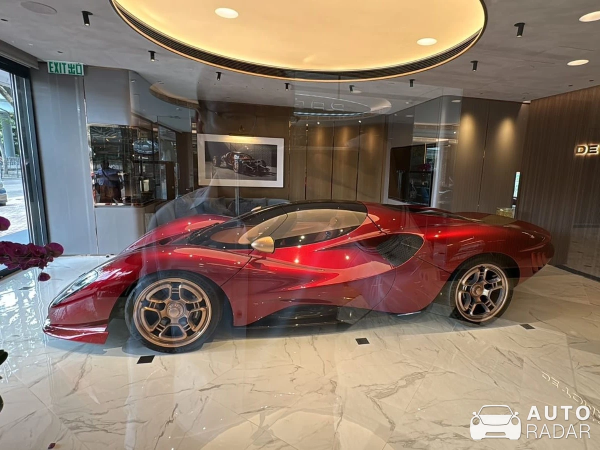 De Tomaso P72 spotted in Hong Kong