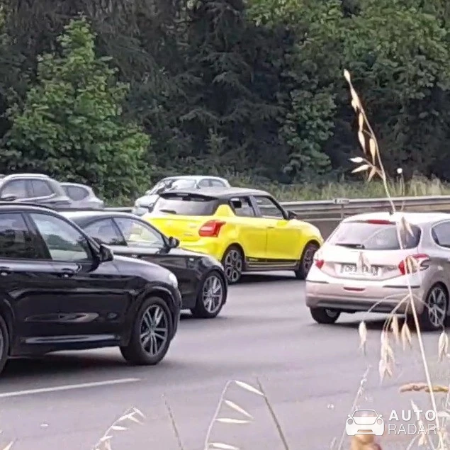 Suzuki Swift Sport spotted in Bron