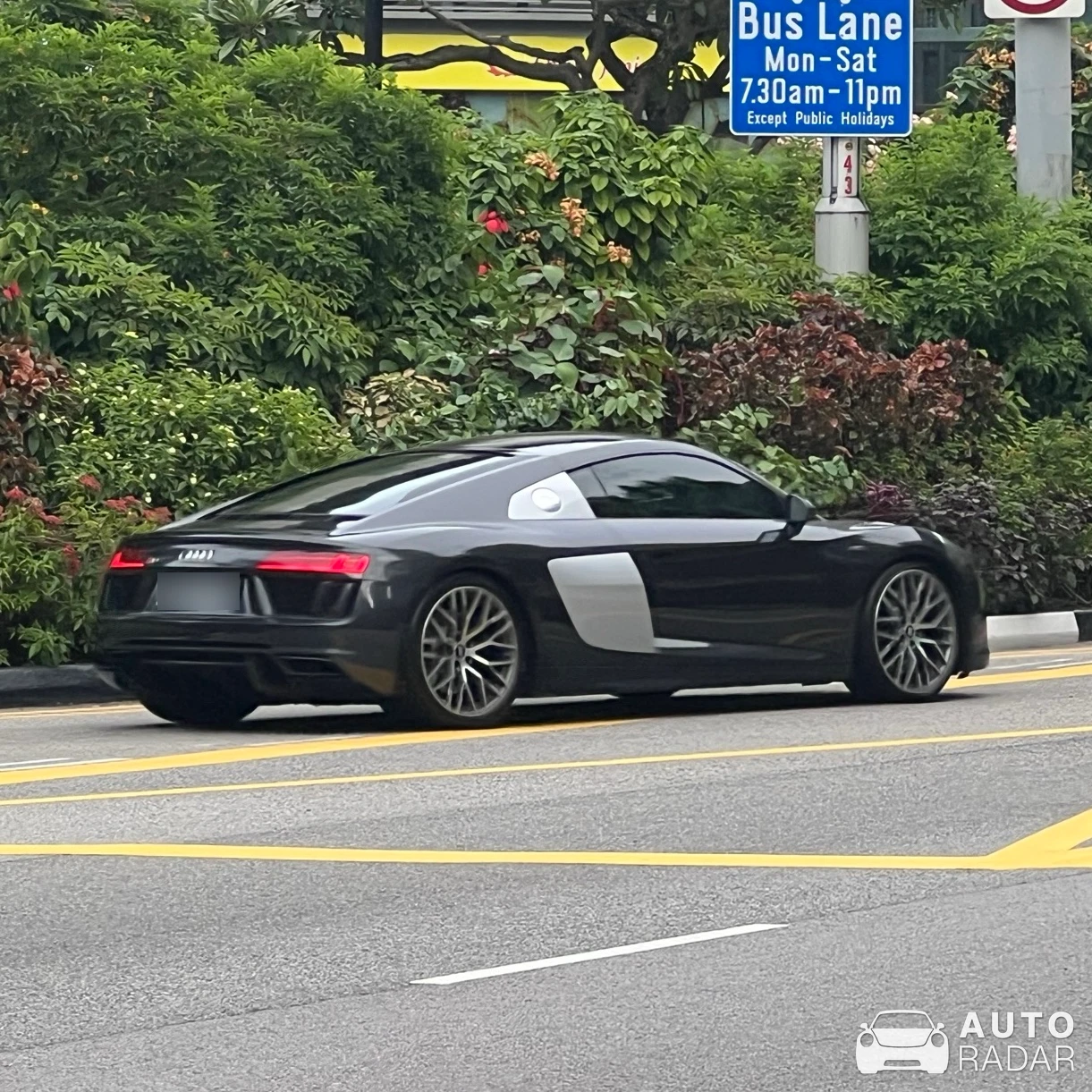 Audi R8 V10 spotted in Singapore, Singapore
