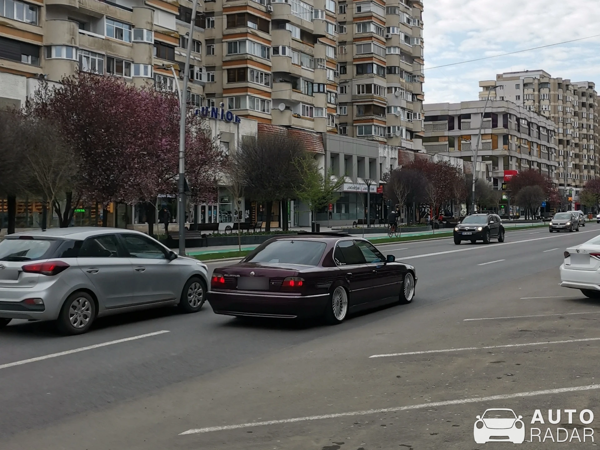 Alpina B12 5.0 E32 spotted in Bacău