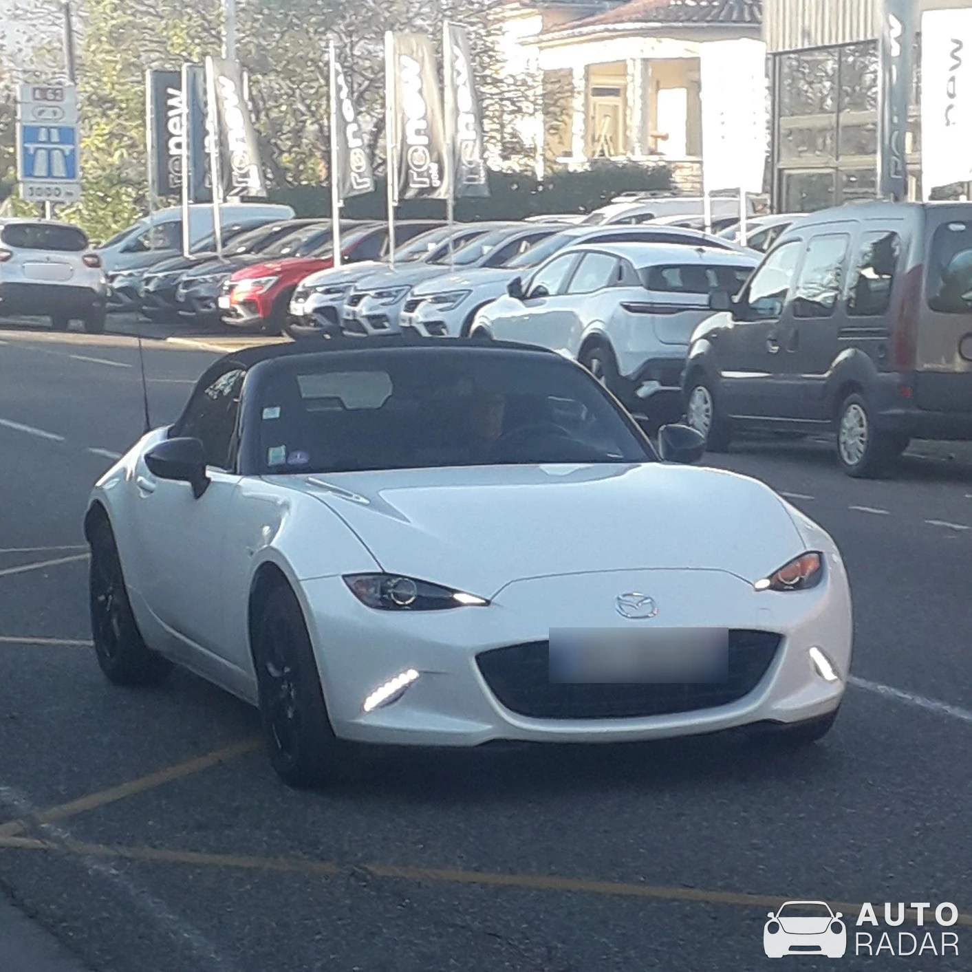 Mazda MX-5 spotted in Castelsarrasin, France