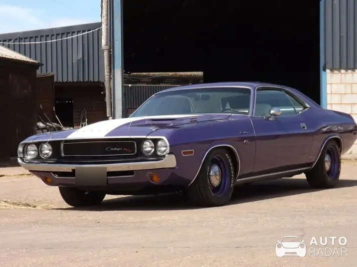 Dodge Challenger R/T spotted in Maidstone