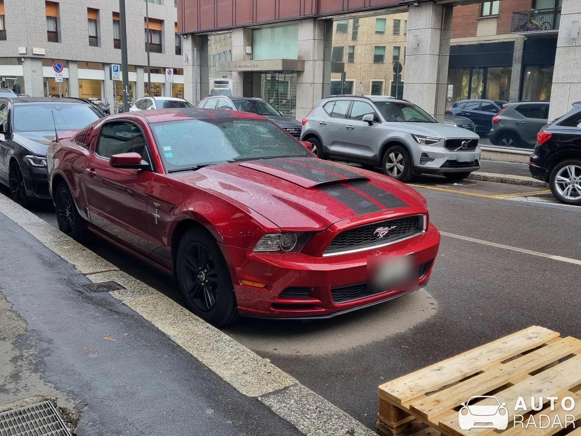 Ford Mustang GT spotted in Milano, Italia