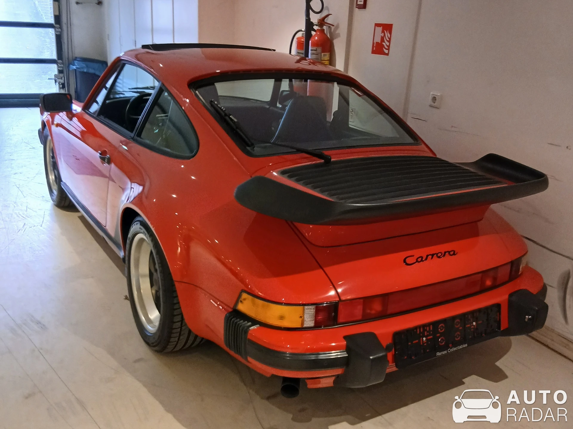 Porsche 911 Carrera 3.2 spotted in Brummen, Netherlands