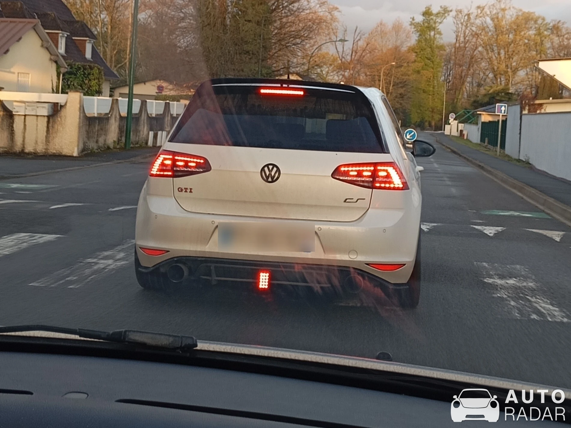 Volkswagen Golf GTI TCR spotted in Idron