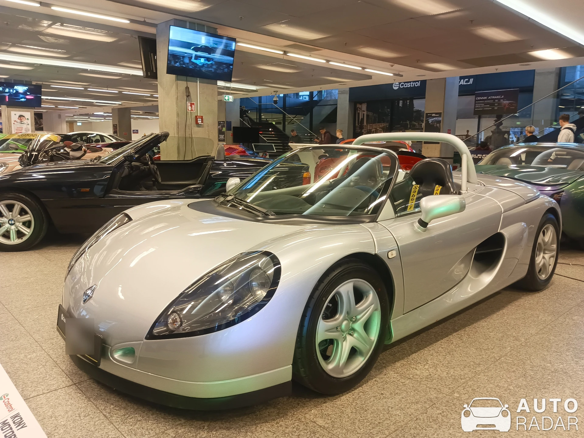 Renault Sport Spider spotted in Warszawa, Poland