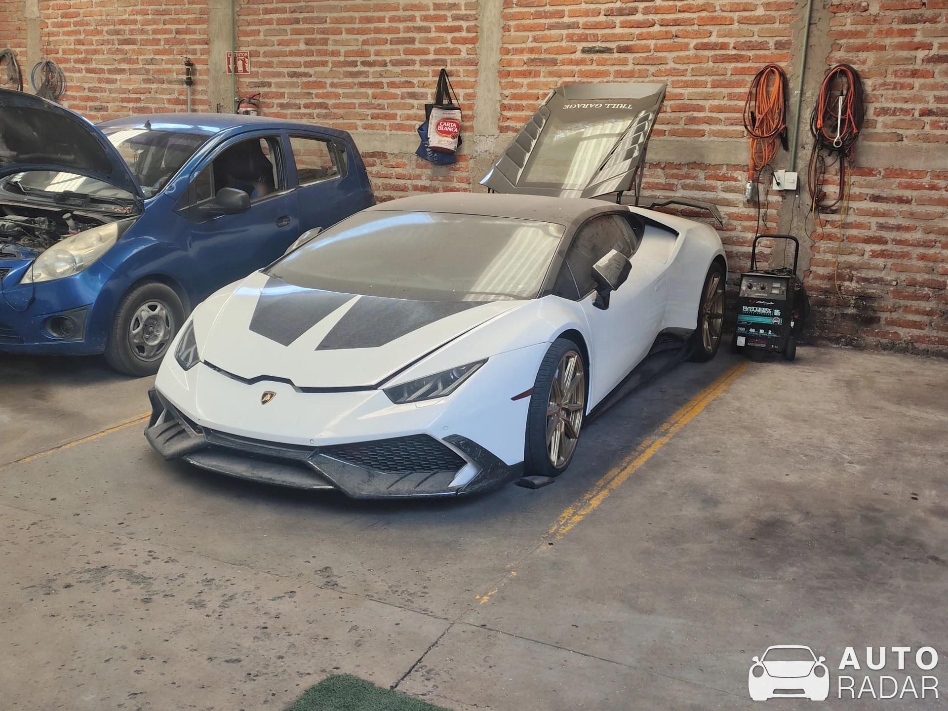 Lamborghini Huracán LP610-4 spotted in Zapopan