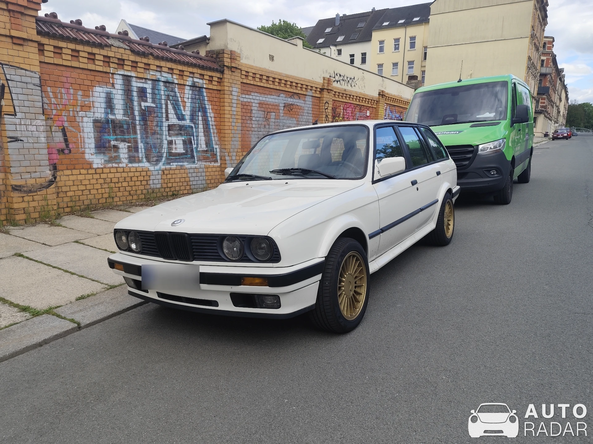 BMW 3 series E30 Touring spotted in Chemnitz
