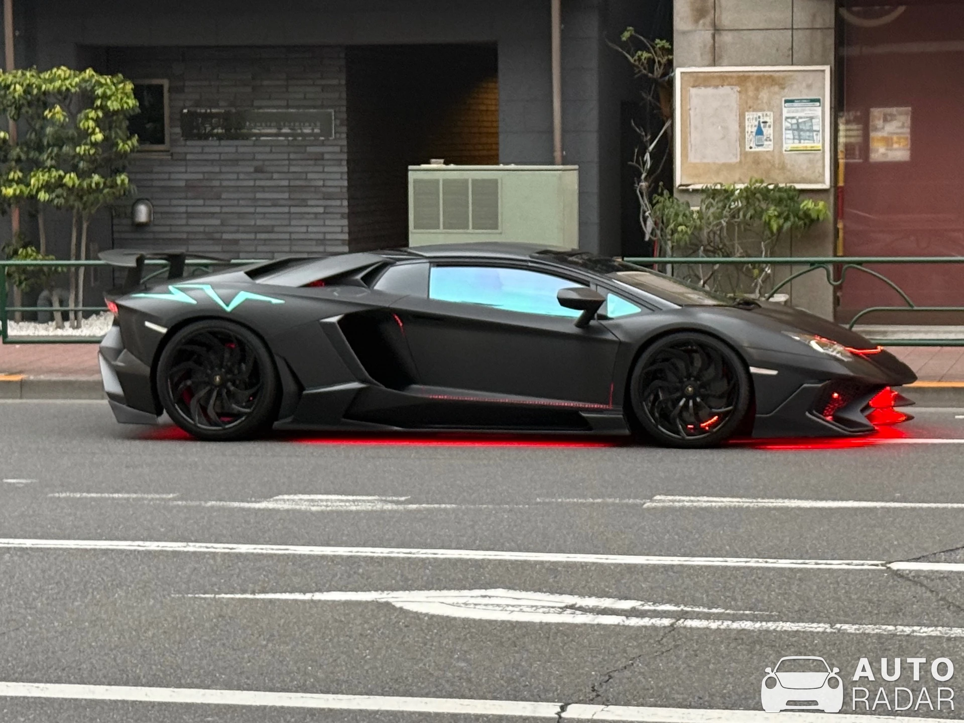 Lamborghini Aventador LP750-4 SuperVeloce Roadster spotted in Bunkyo City, Japan