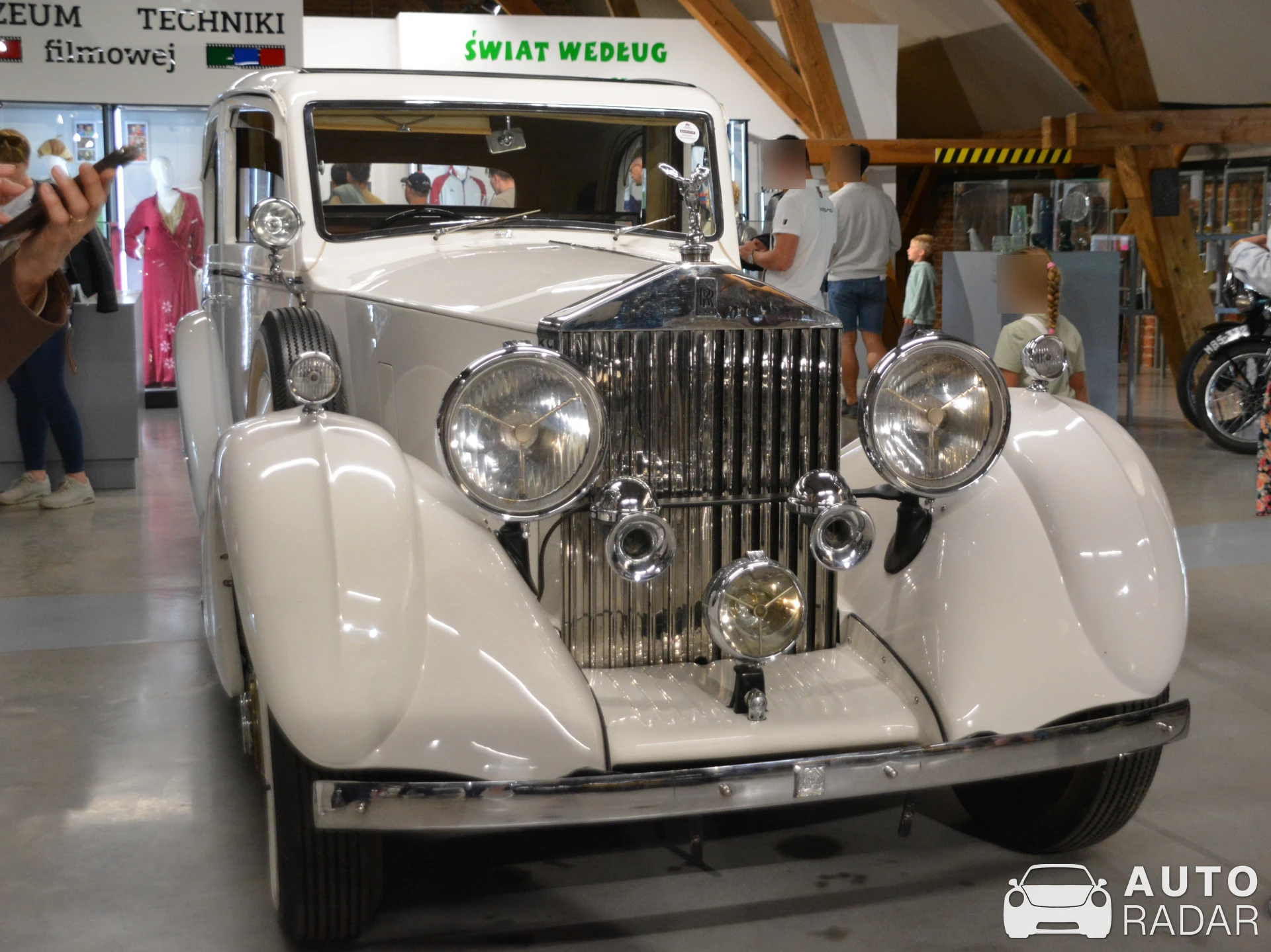 Rolls-Royce Phantom III spotted
