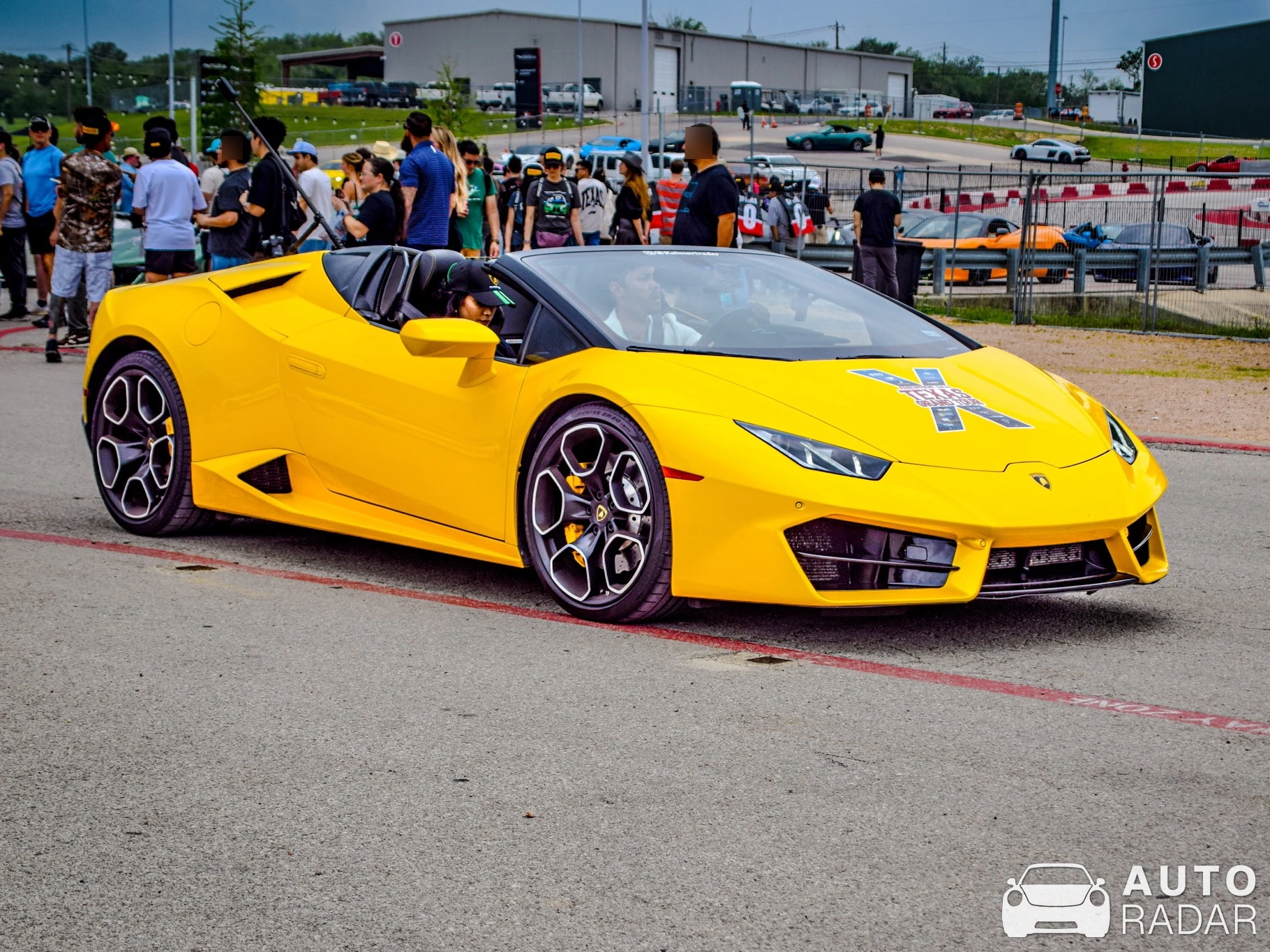 Lamborghini Huracán LP580-2 Spyder spotted in Austin