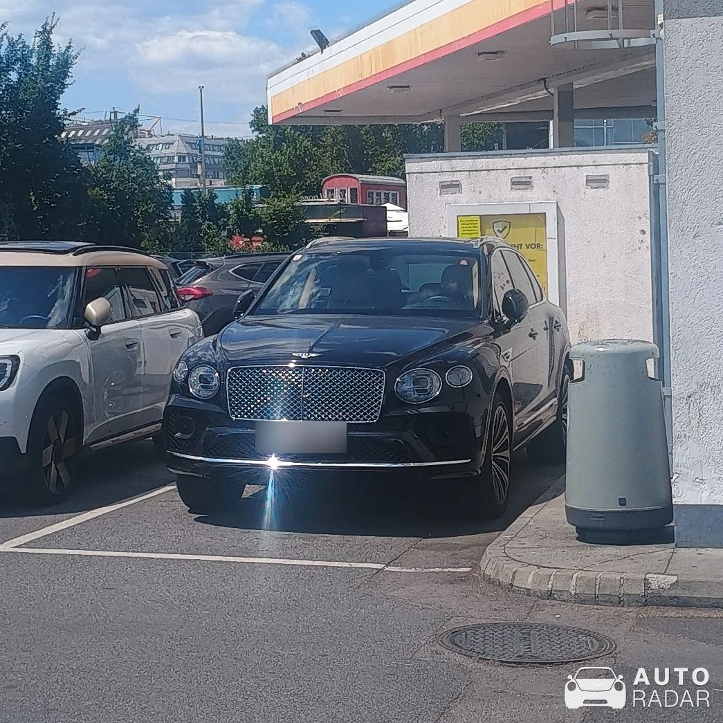 Bentley Bentayga First Edition spotted in Wien