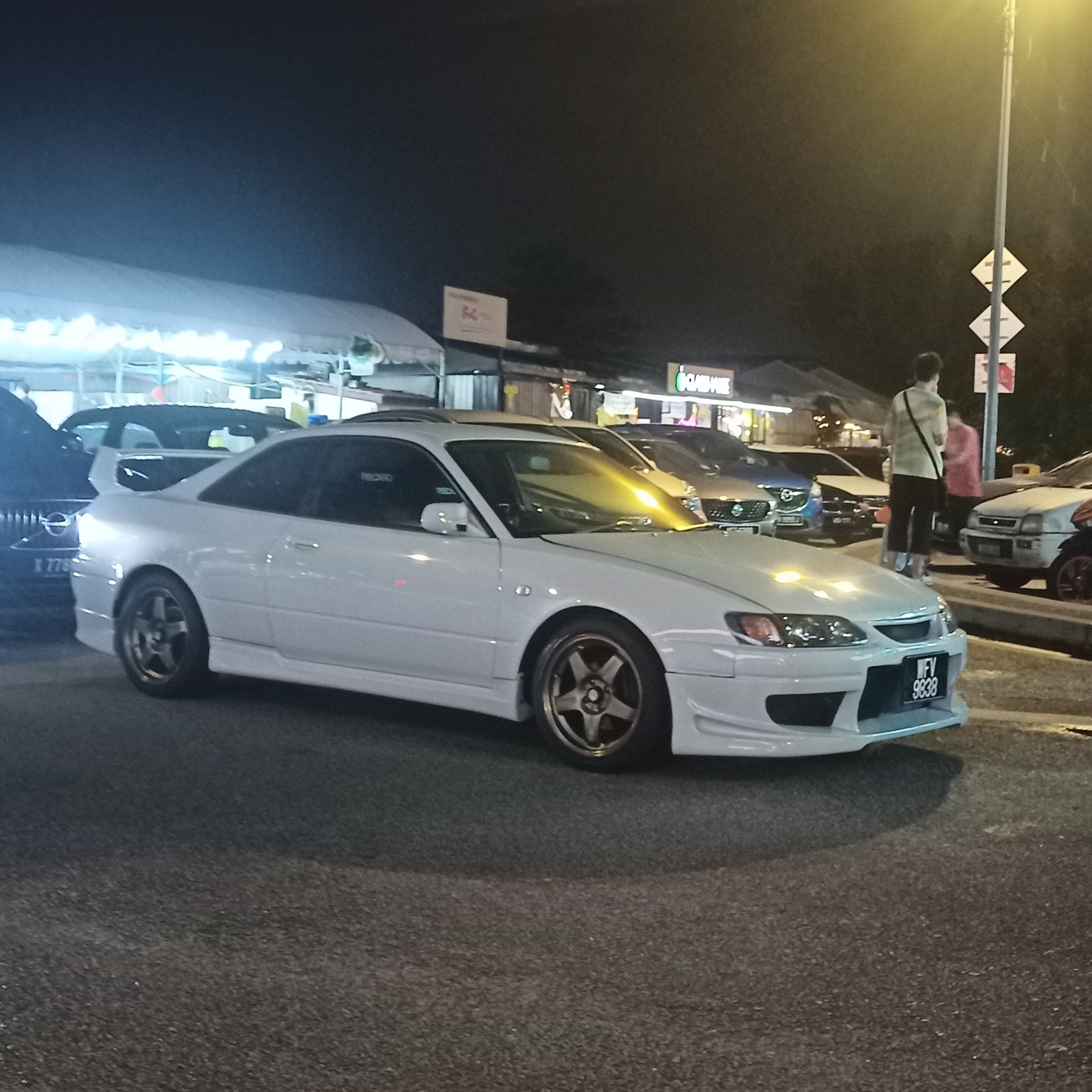 Toyota Corolla Levin AE111