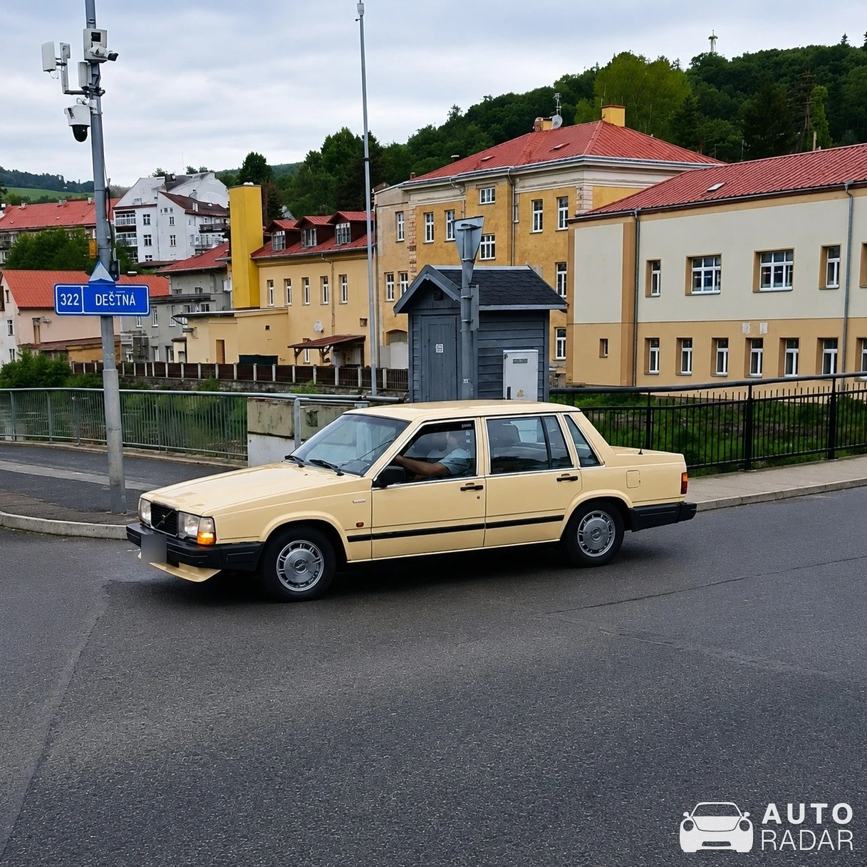 Volvo 740 spotted in Litomerice