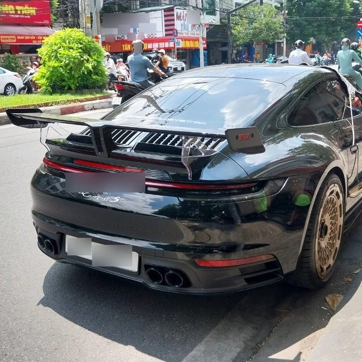 Porsche TechArt 992 Carrera S spotted in Thành phố Hồ Chí Minh