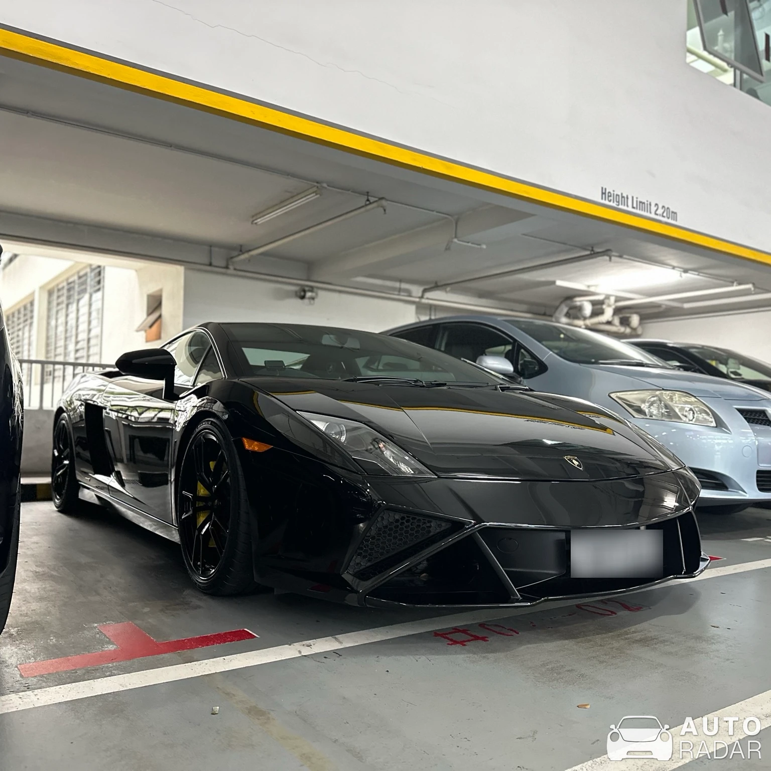Lamborghini Gallardo LP550-2 spotted in Singapore